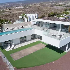 Karat Zambrano - Includes Golf Cart Villa Guía de Isora